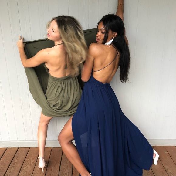 Plunge neck maxi dress - Picture 3 of 5